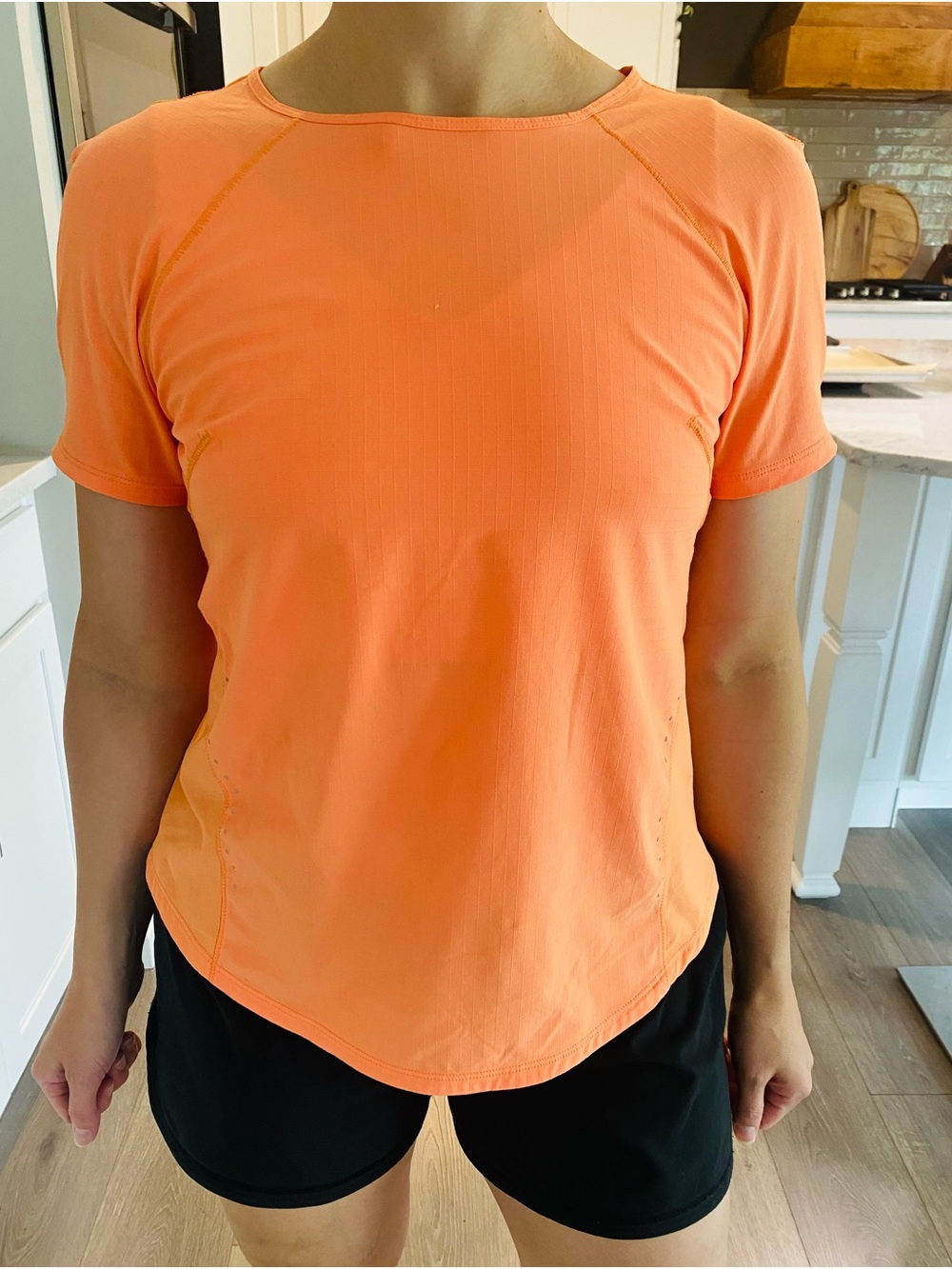 lululemon athletica Orange Short-Sleeve Performance Tee NWOT size 2 (size small)